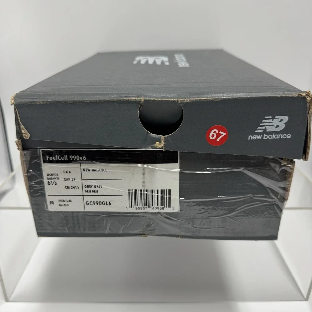 New Balance FuelCell 990v6 GC990GL6 Grey Size 6.5 / 8 Women's Brand New Shoes